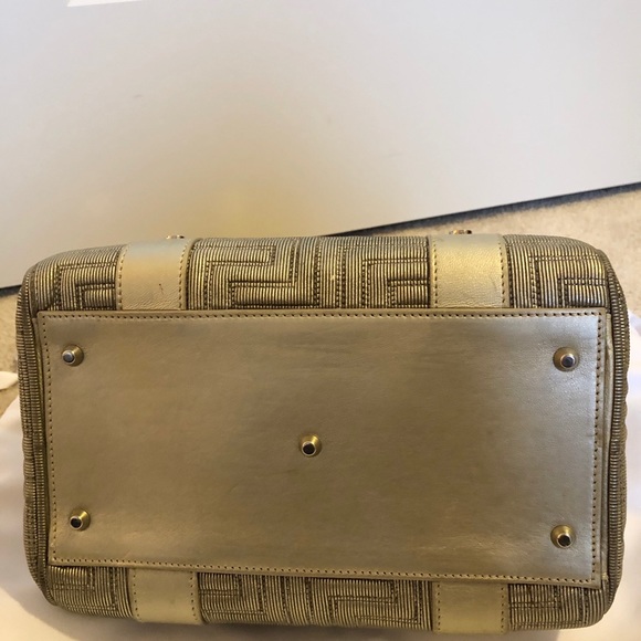 Authentic GIANNI Versace Couture Metallic Bag. - Picture 5 of 6